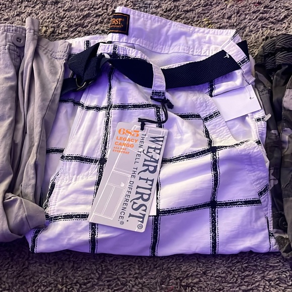 Men’s cargo shorts - Picture 1 of 3